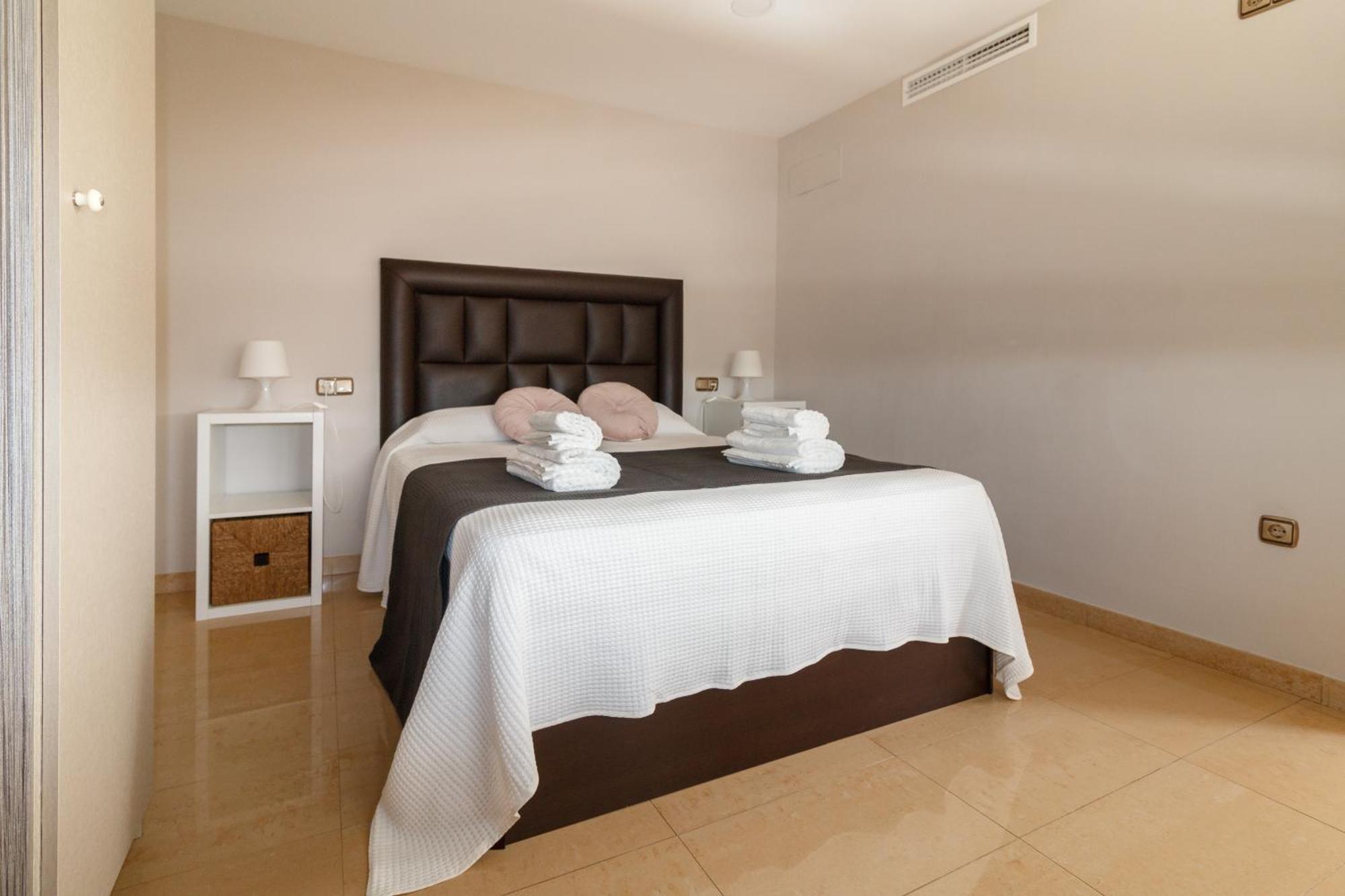 Fantastico Apartamento Para 7 Personas En La Mejor Zona Lägenhet Málaga Exteriör bild