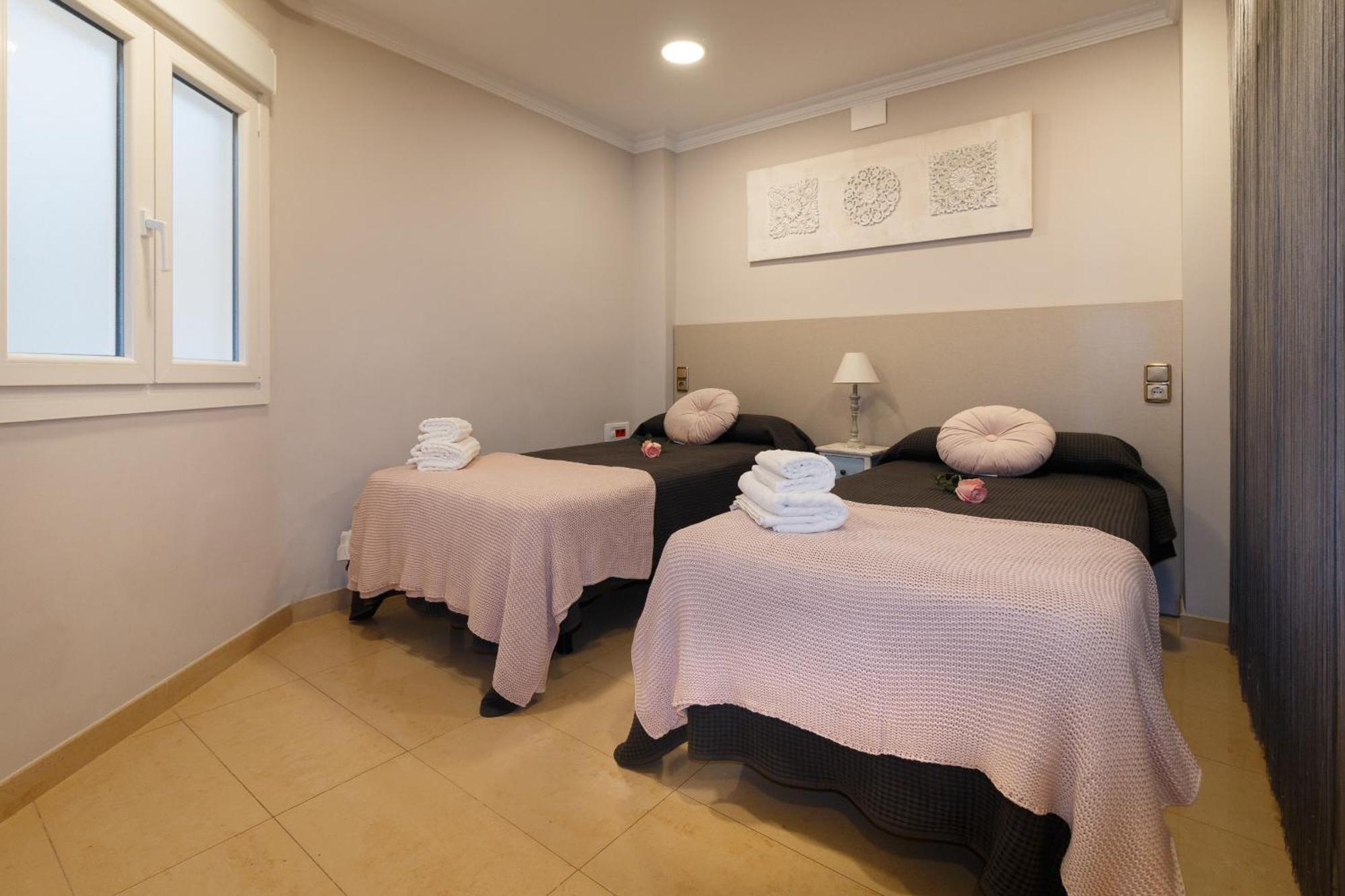 Fantastico Apartamento Para 7 Personas En La Mejor Zona Lägenhet Málaga Exteriör bild