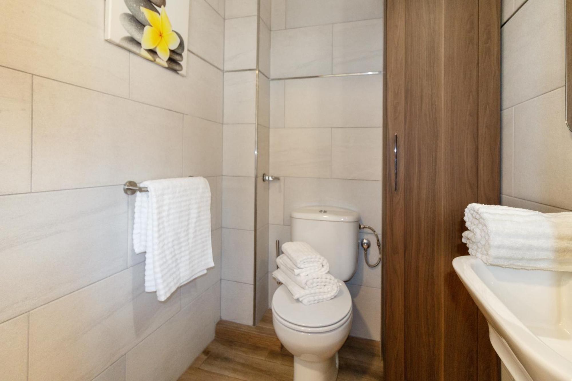 Fantastico Apartamento Para 7 Personas En La Mejor Zona Lägenhet Málaga Exteriör bild