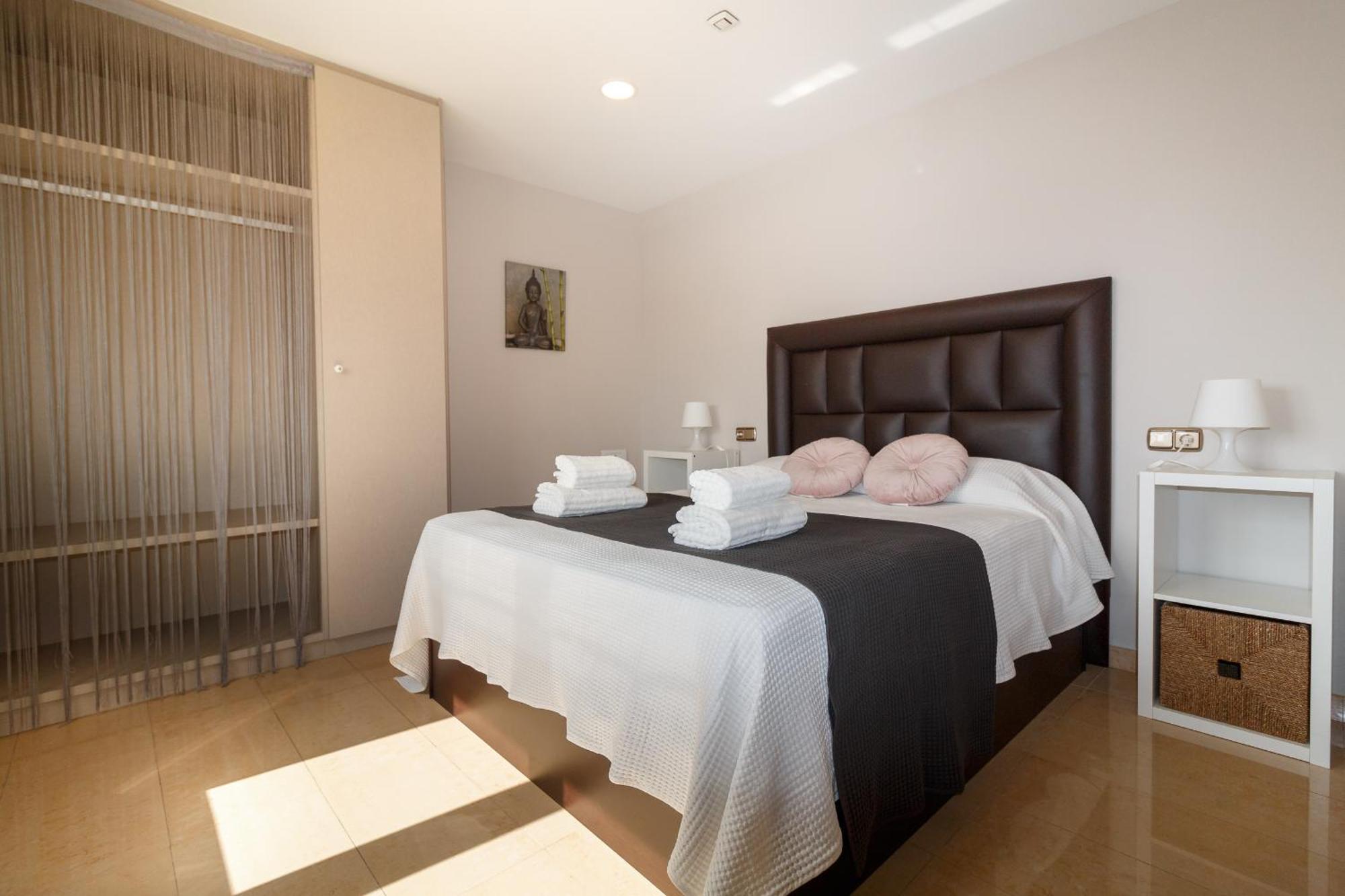Fantastico Apartamento Para 7 Personas En La Mejor Zona Lägenhet Málaga Exteriör bild