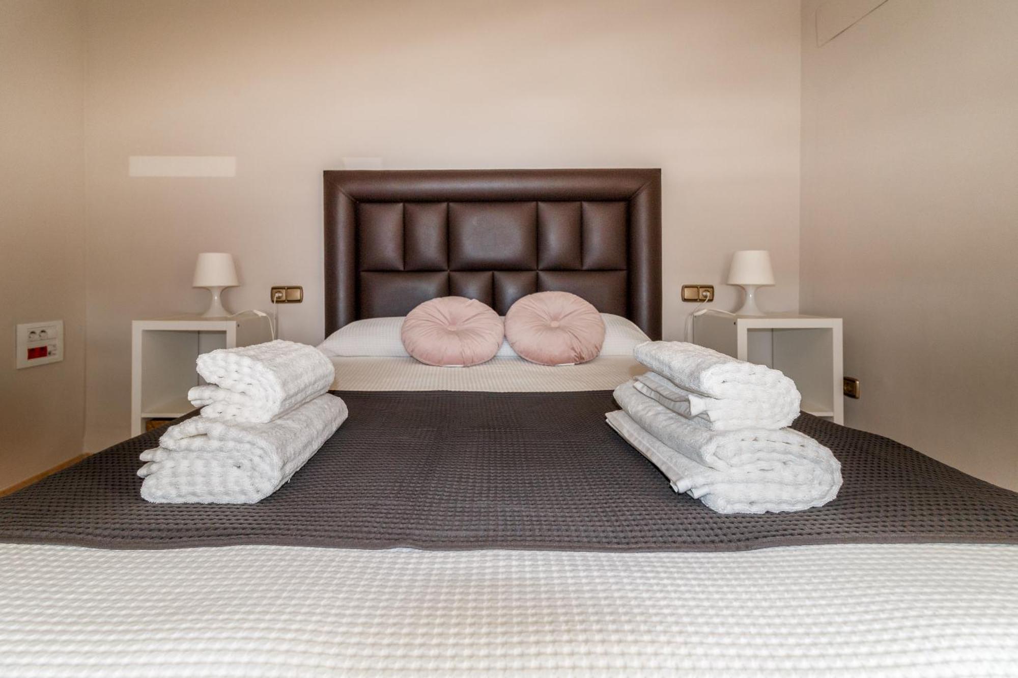Fantastico Apartamento Para 7 Personas En La Mejor Zona Lägenhet Málaga Exteriör bild